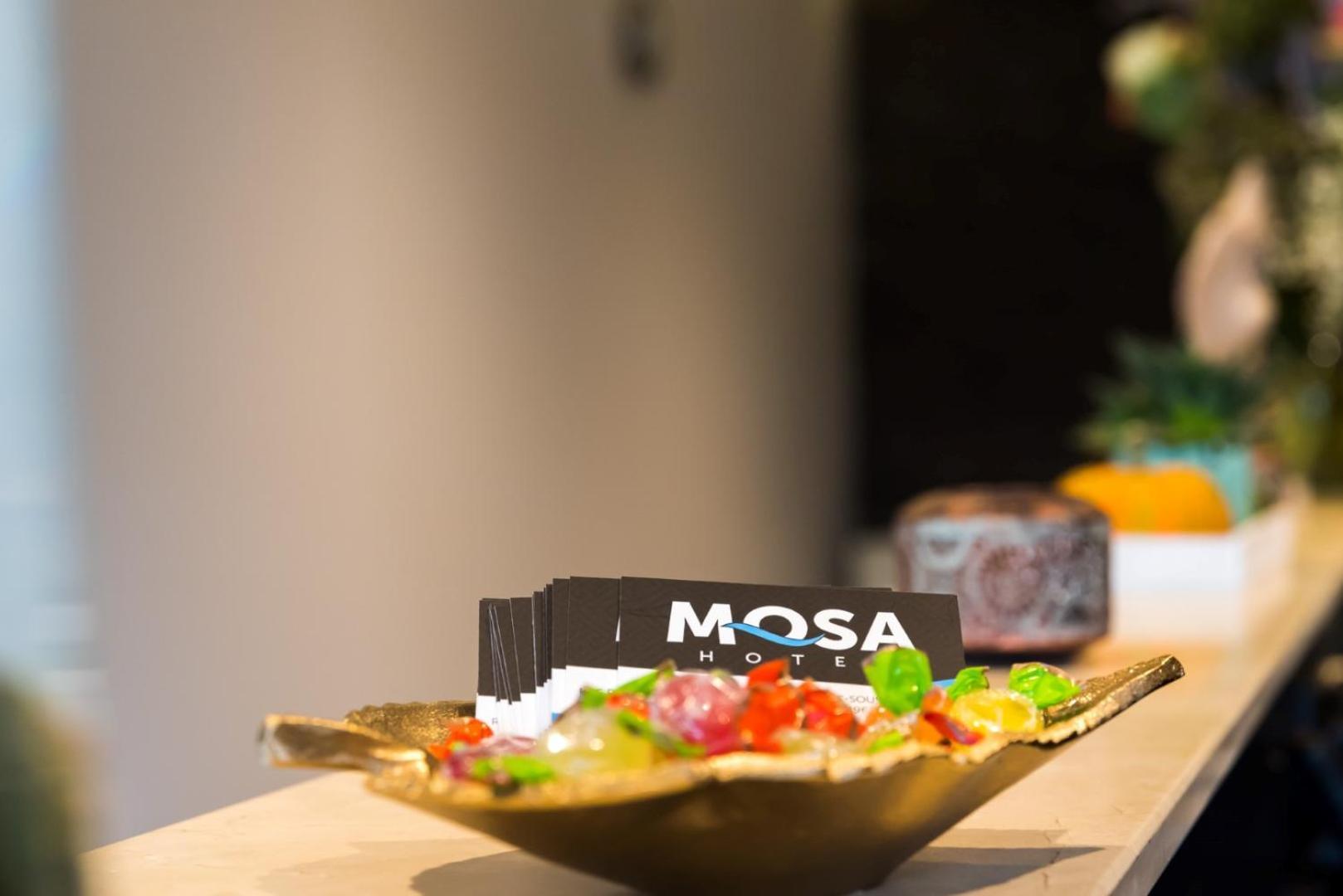 Hotel Mosa Hermalle-sous-Argenteau ภายนอก รูปภาพ